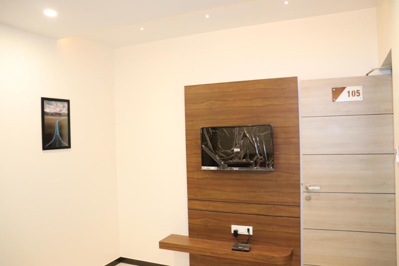 Hotel City Point Phalodi  외부 사진
