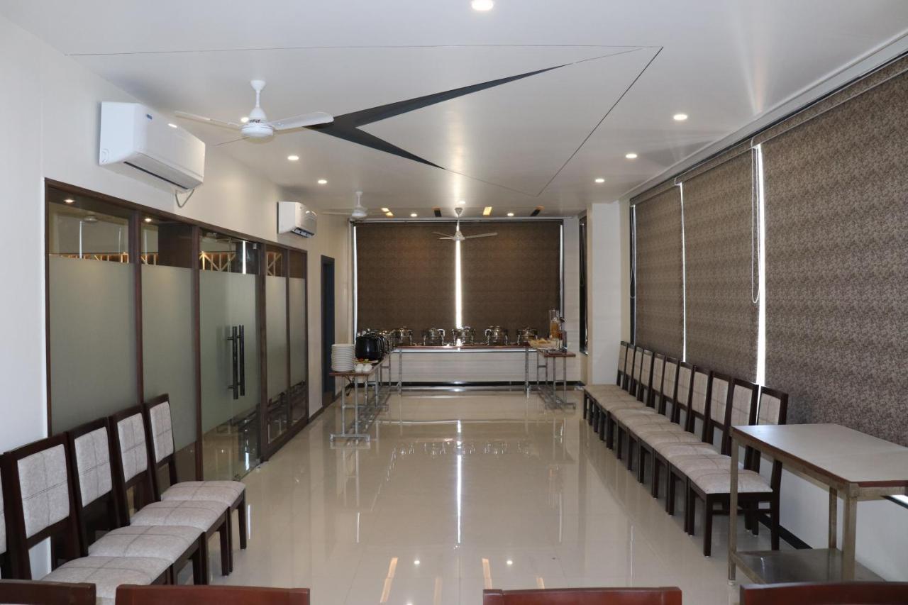 Hotel City Point Phalodi  외부 사진