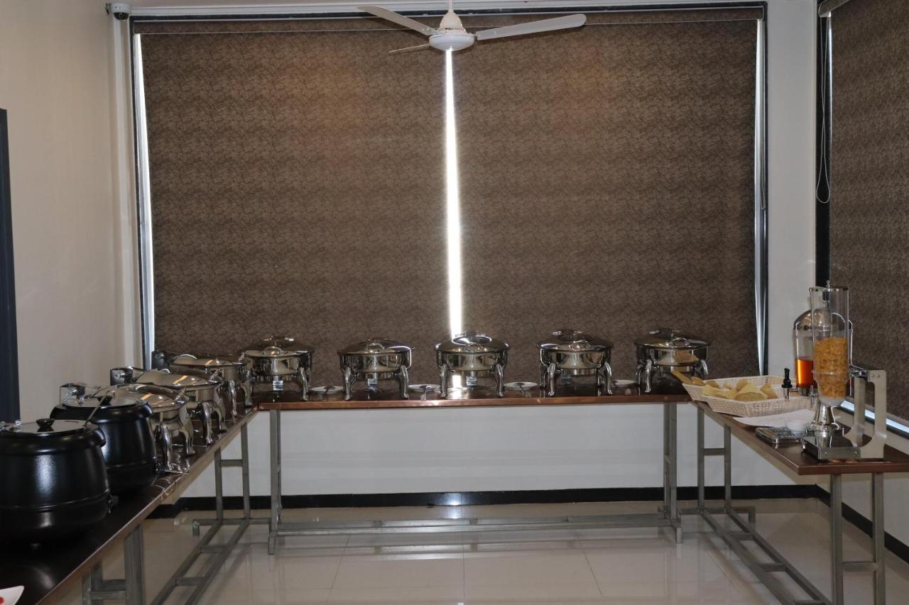 Hotel City Point Phalodi  외부 사진